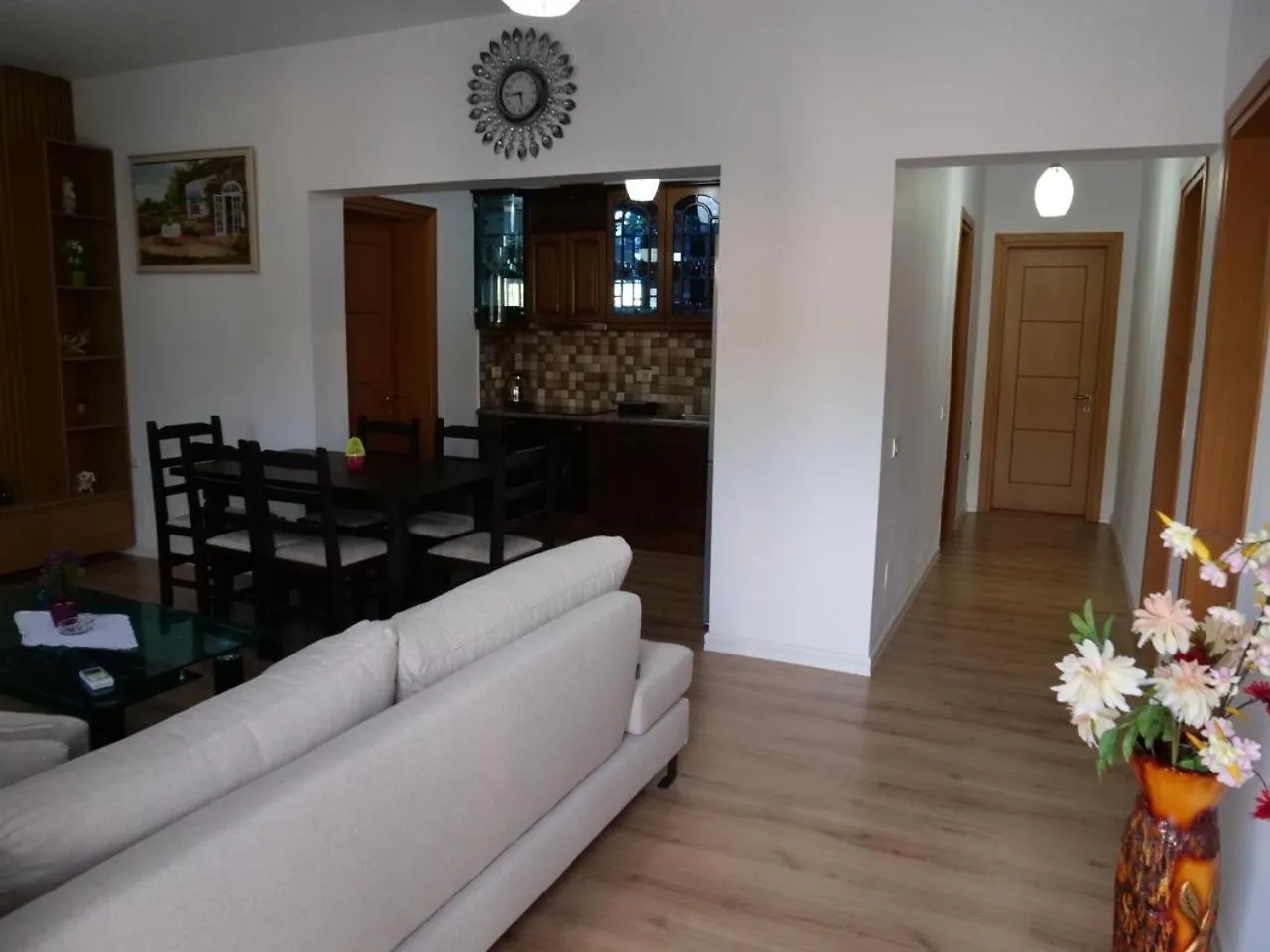 בראט Vila Moreja אלבניה